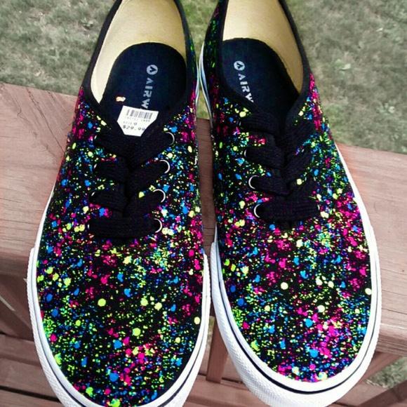 Airwalk Shoes - Airwalk splatter paint size 9 shoe